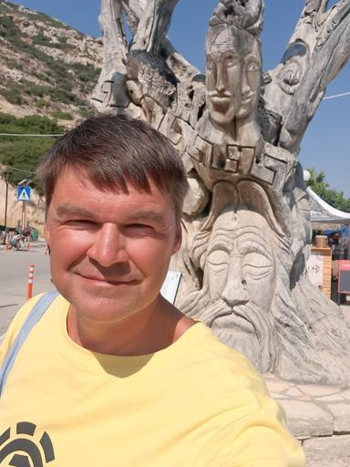 Аватар Андрей Горбач