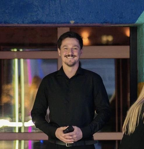 Аватар Дмитрий Хитёв